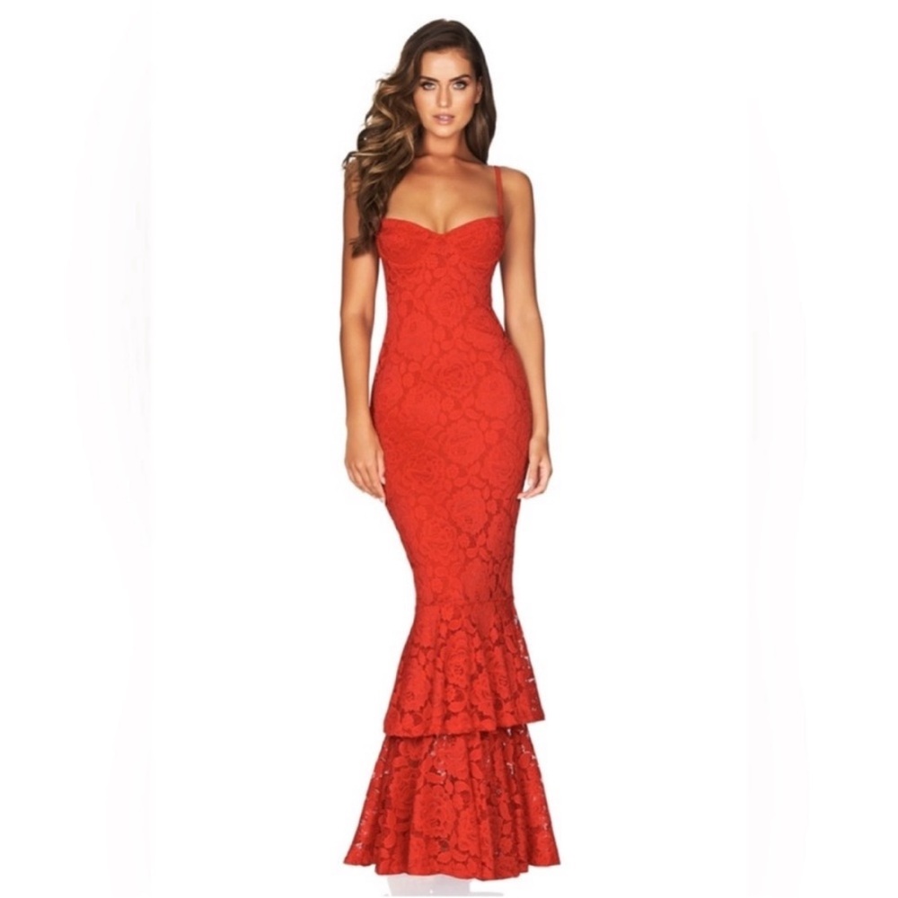 NOOKIE Liana Lace Red Gown